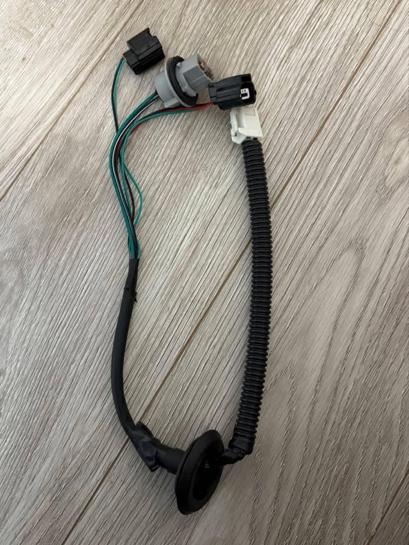 未使用　RAV4 50系USテールランプ左右