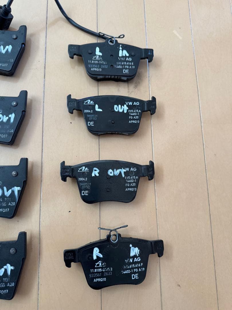 AUDIアウディTTRS(FV)純正ブレーキパッド前後用