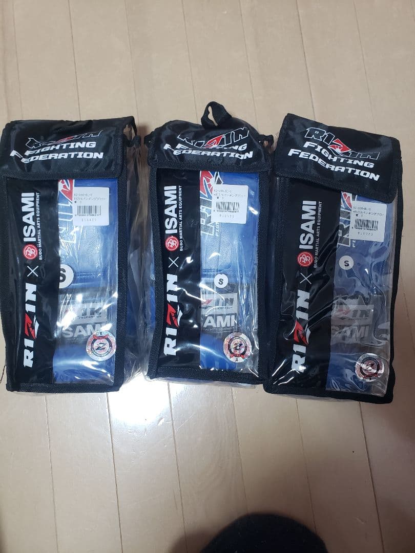 新品未使用 RIZIN x ISAMI ボクシンググローブ Sサイズ 青
