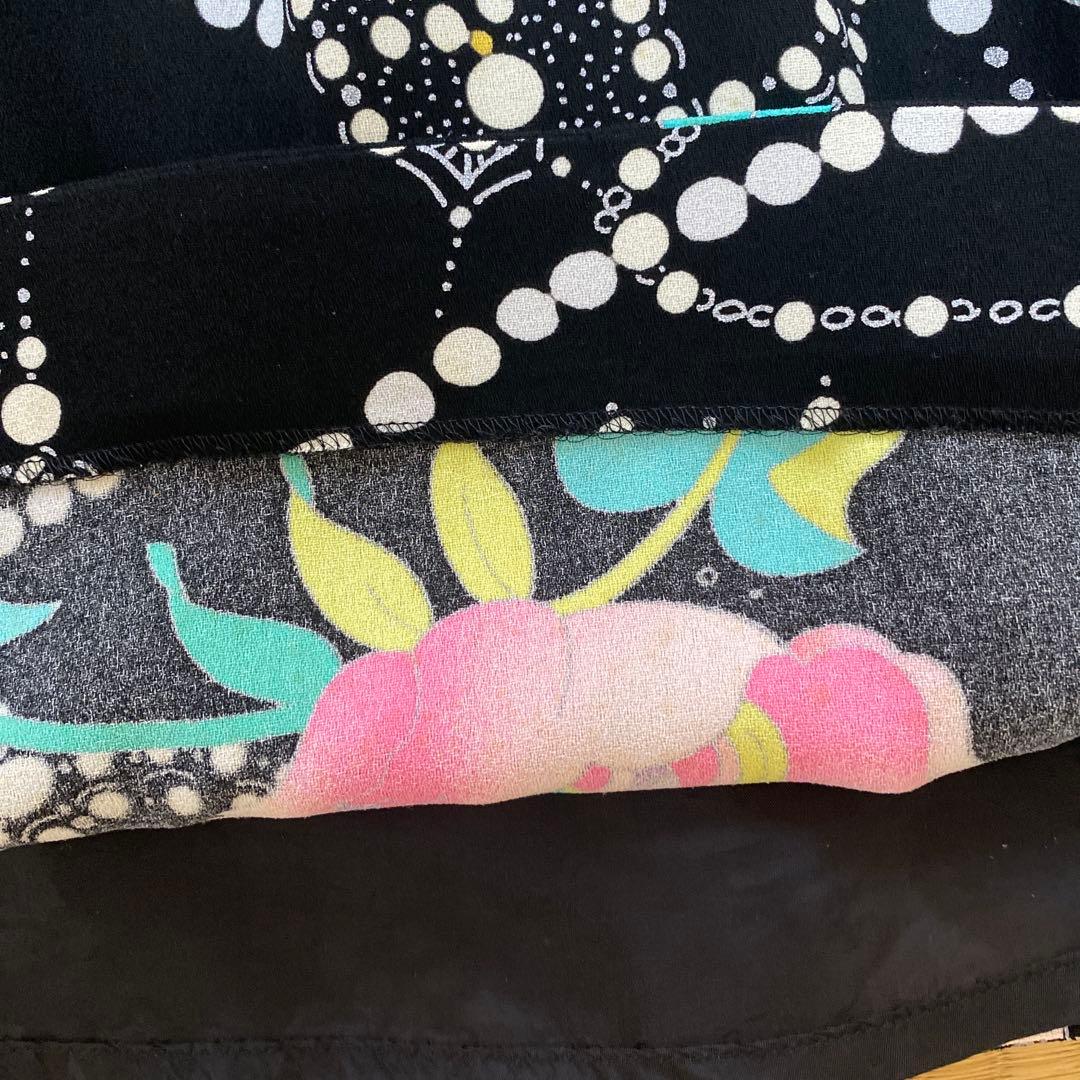 レオナール・黒地に美しい花柄とパールプリント のワンピース４０ ✨最終価格✨