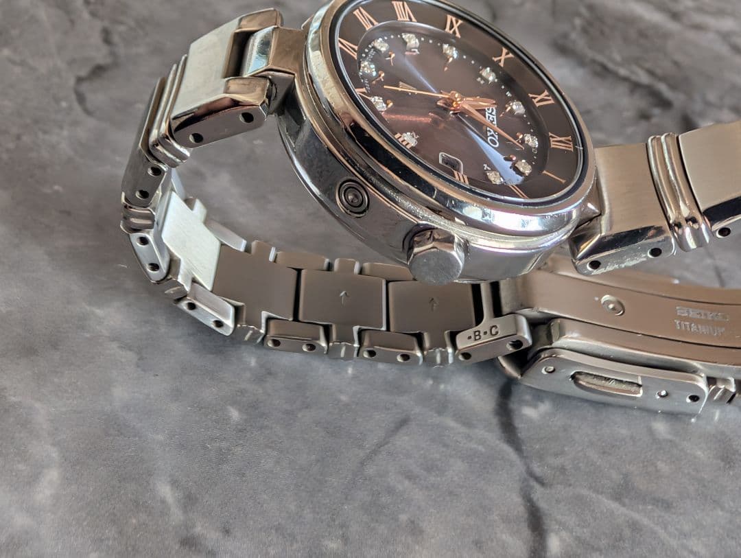 セイコー ルキアカリテ 電波ソーラー レディース 腕時計 11Pダイヤ チタン