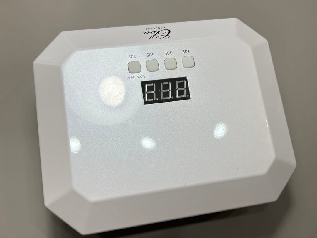 クロウ　clou ジェルネイル LED&UV ライト コードレス ネイルライト