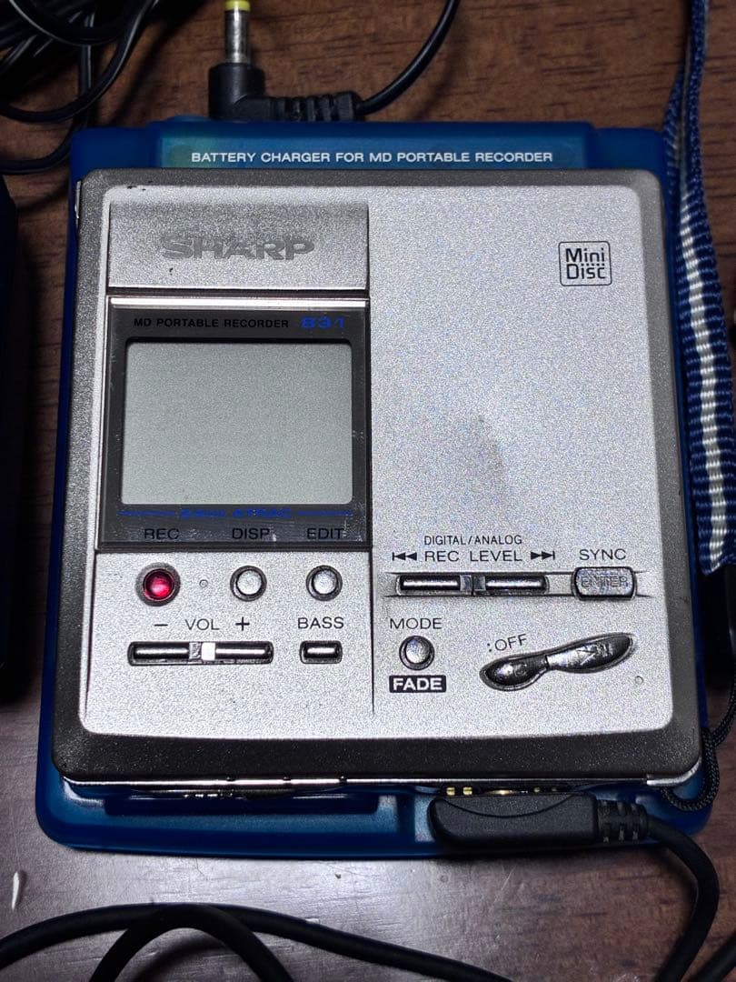 録音可！SHARP MDポータブルレコーダー MD-MT831-S