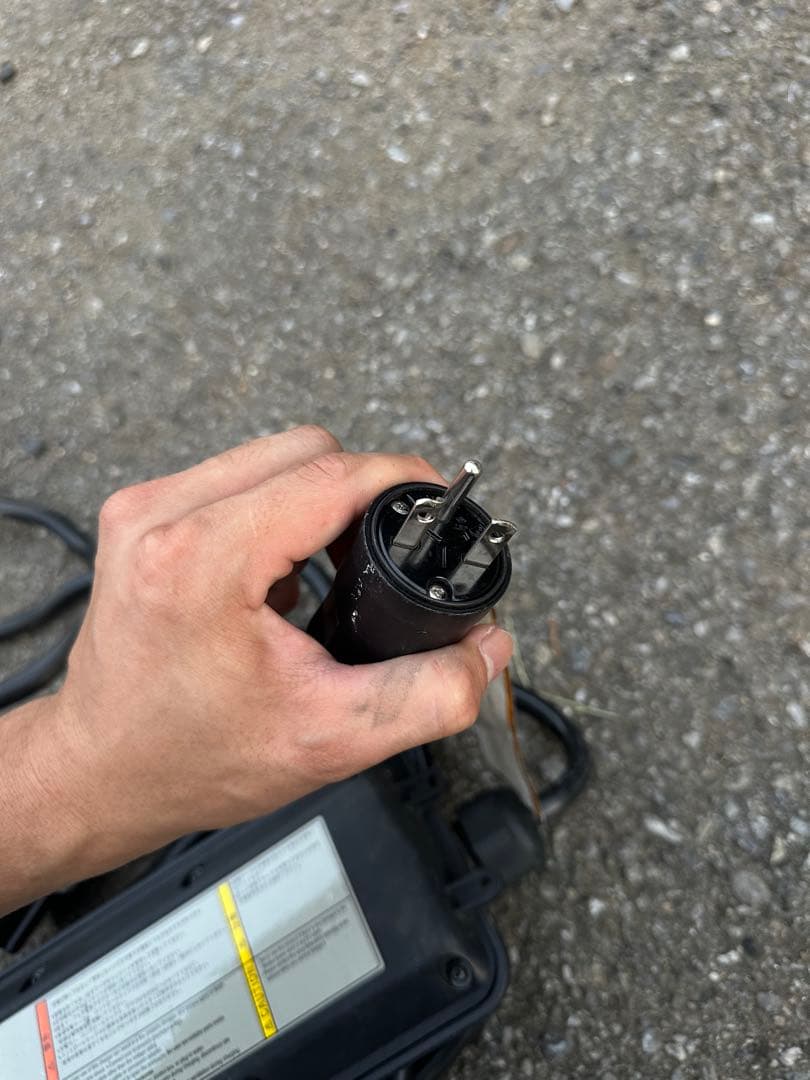 値下げ！日産 三菱純正 充電ケーブル 電気自動車 EV 互換性あり