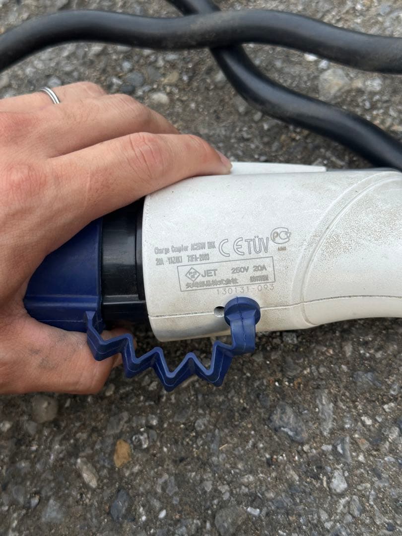 値下げ！日産 三菱純正 充電ケーブル 電気自動車 EV 互換性あり