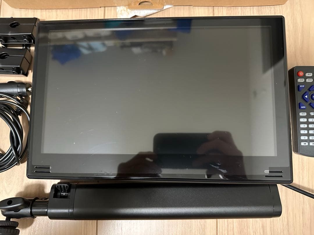 【美品】EONON 11.6インチ ヘッドレストモニター