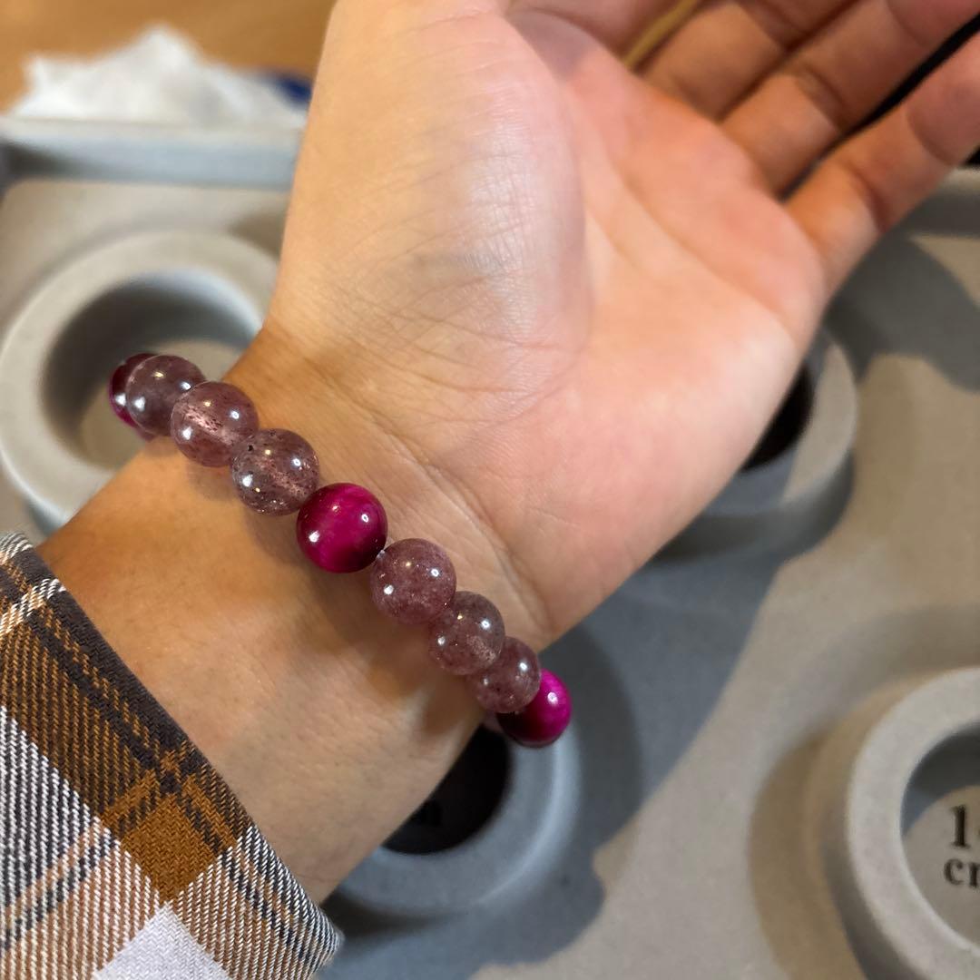 ピンクタイガーアイとストロベリークオーツ！ズドーンとくる！