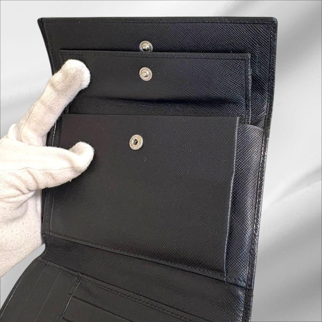 超極美品✨ PRADA プラダ 三つ折り財布 サフィアーノ ブラック 三角ロゴ