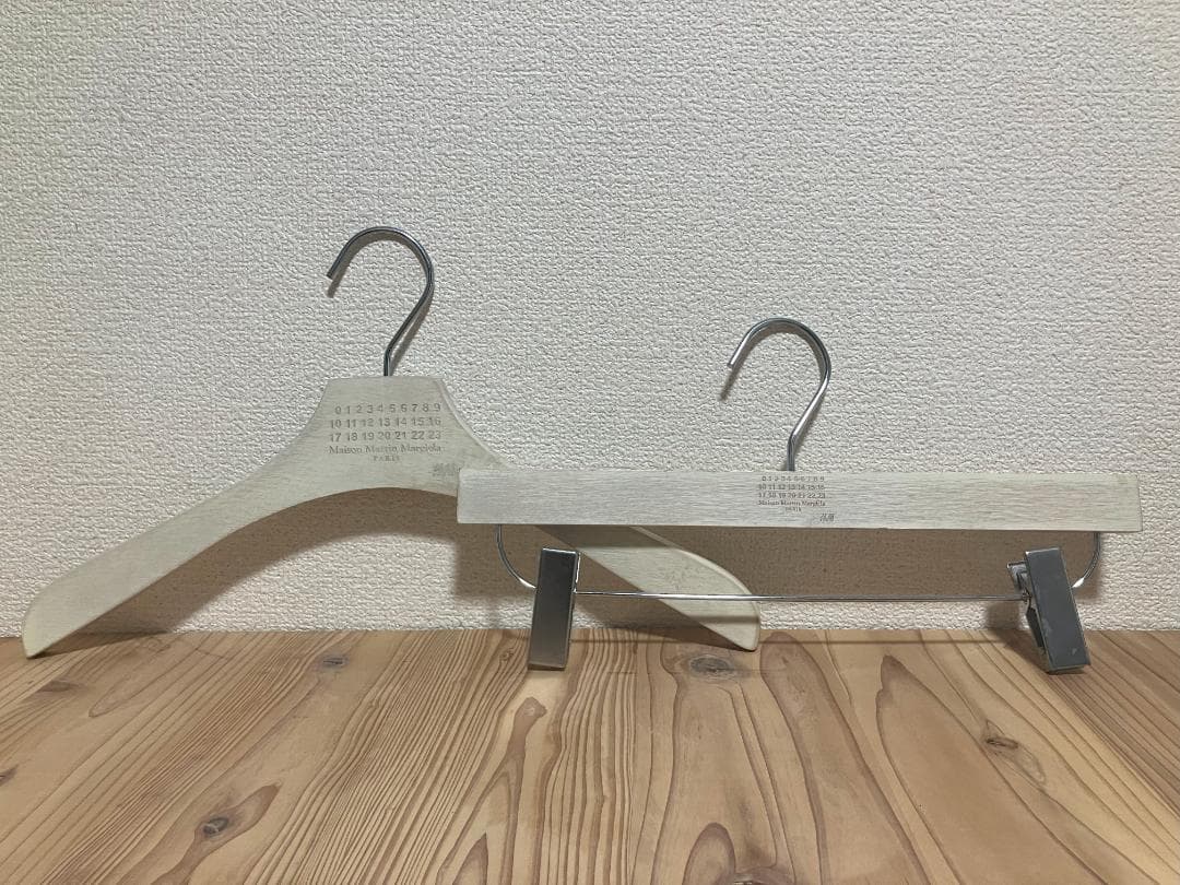 【 × Maison Margiela】コラボスーツ（ネイビー／EU50）