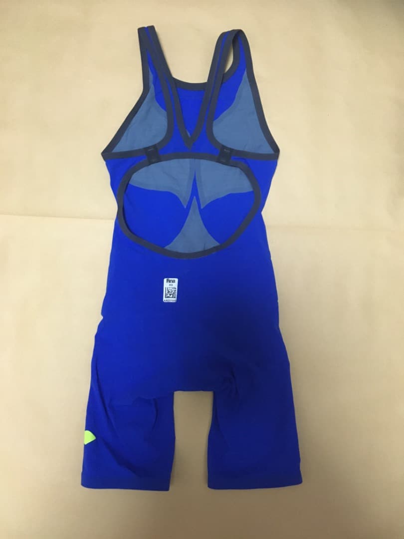 ひろさん arena POWERSKIN CARBON AIR2 XS ②