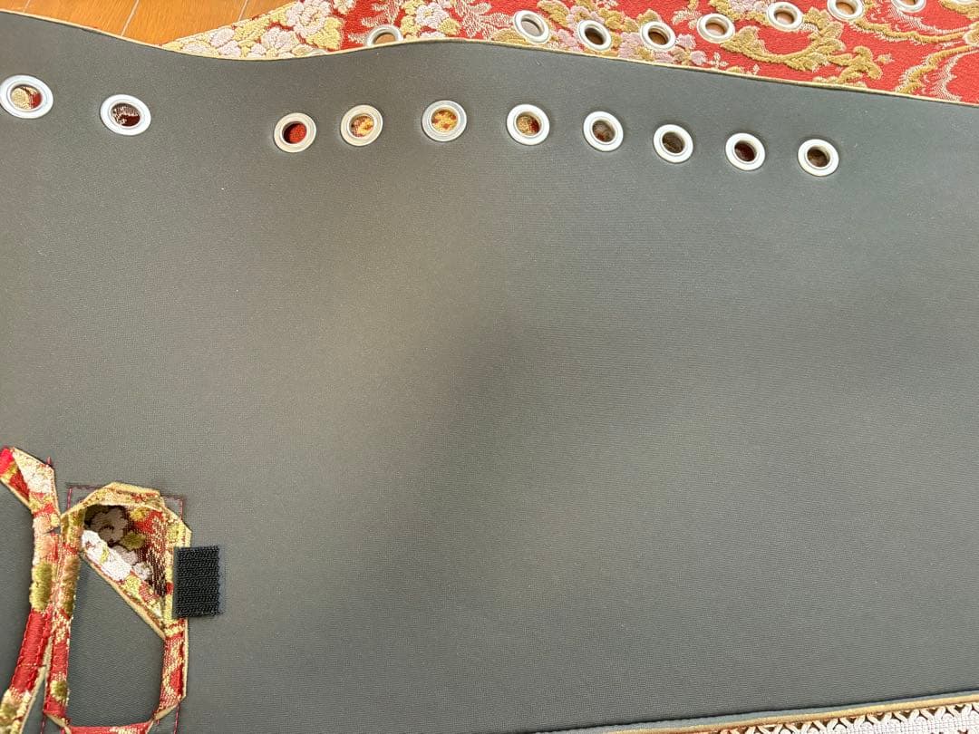 いすゞファイブスターギガ用センサー有りタイプ　金華山　花籠レッド　ダッシュマット