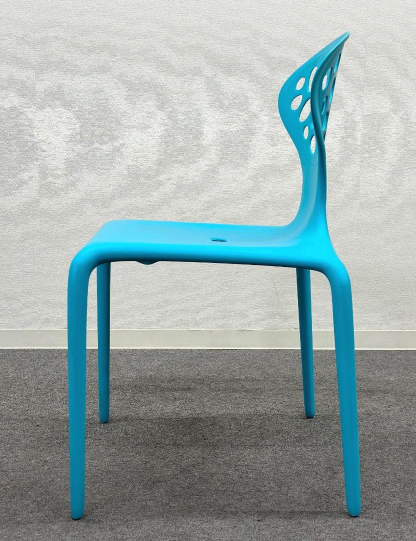 ■モローゾ■スーパーナチュラルチェア　ダイニング　ブルー　水色　屋外スタッキング