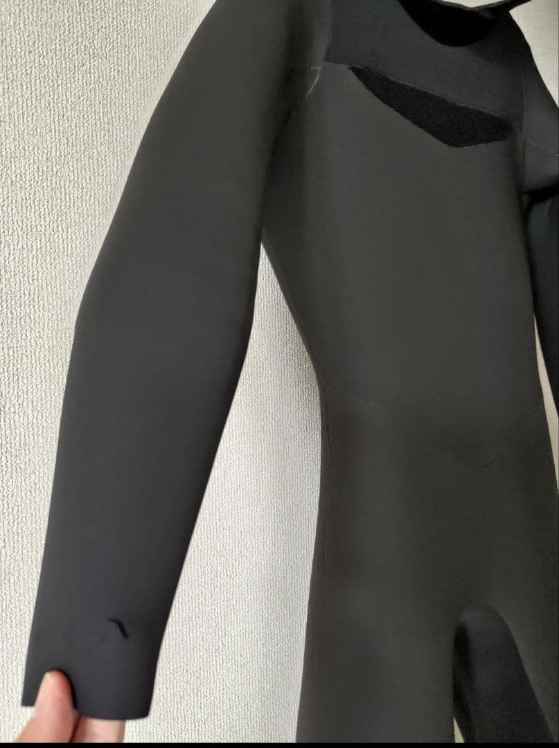 美品　FUTURE WAVE　フューチャー　セミドライウェットスーツ 5×3