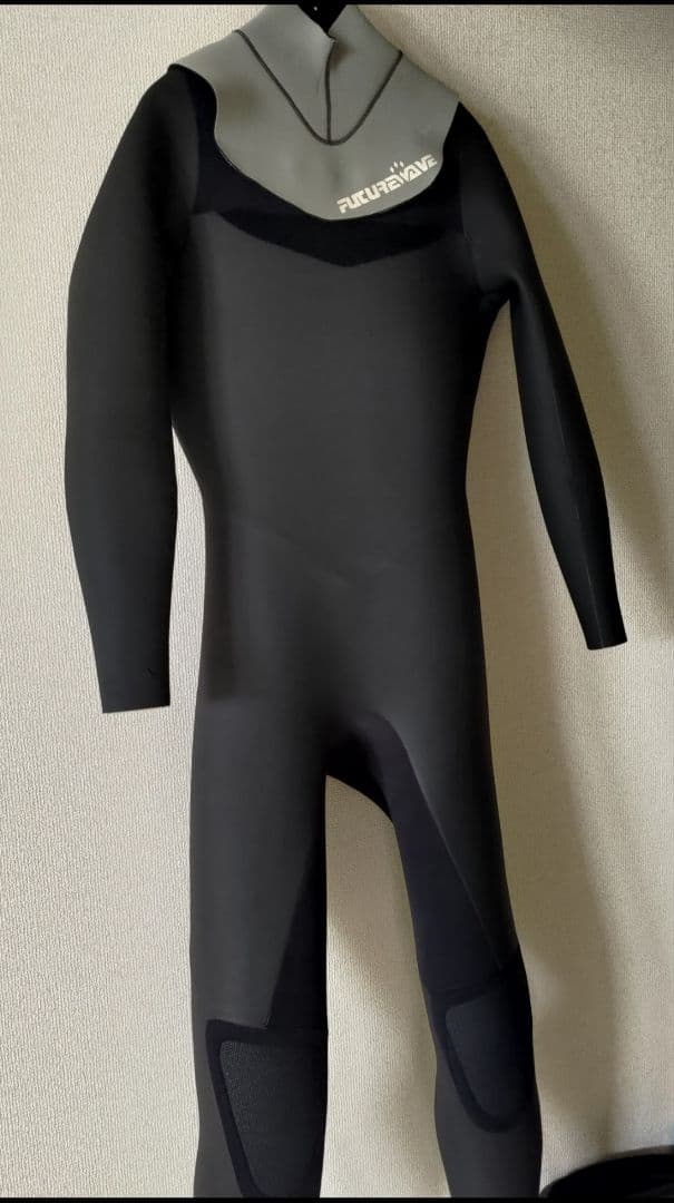 美品　FUTURE WAVE　フューチャー　セミドライウェットスーツ 5×3