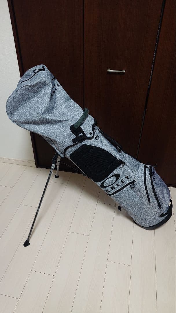 OAKLEY キャディバッグ グレー