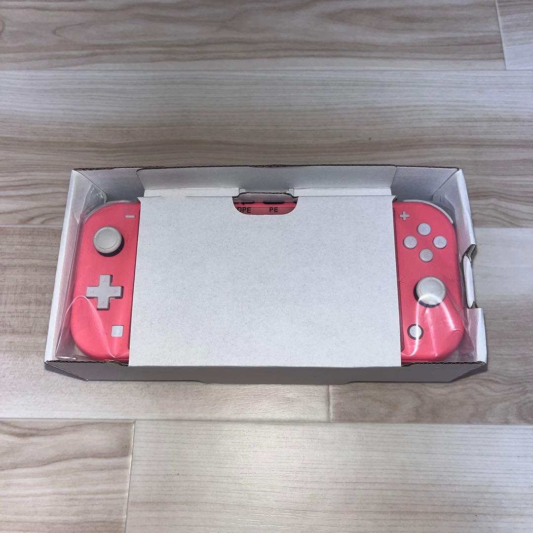 Nintendo Switch Light コーラルピンク