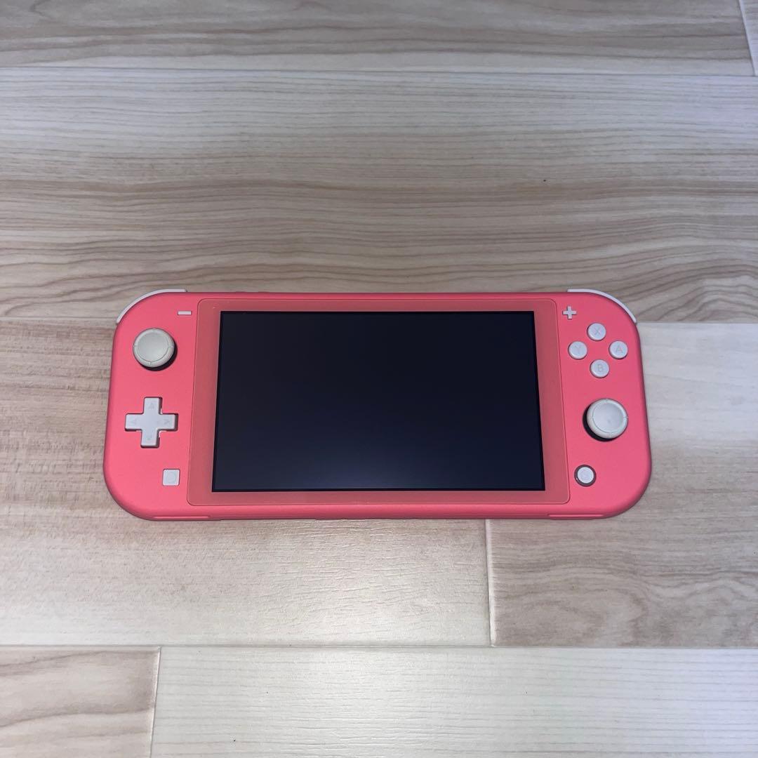 Nintendo Switch Light コーラルピンク