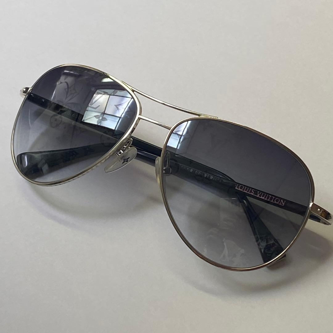 【大幅値下げ‼︎】ルイヴィトン　サングラス　モノグラム　ケース付き