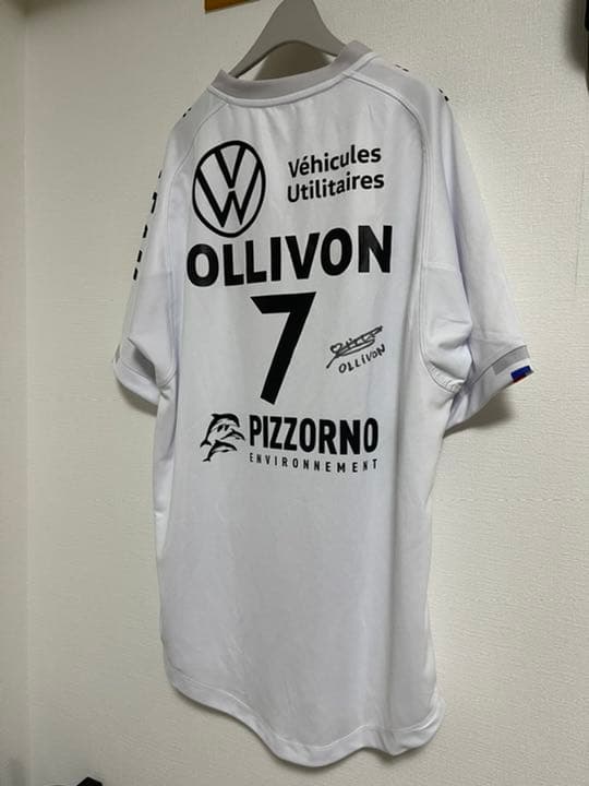 最終値下　ラグビーフランス代表主将オリヴォン直筆サイン入りトゥーロンユニフォーム