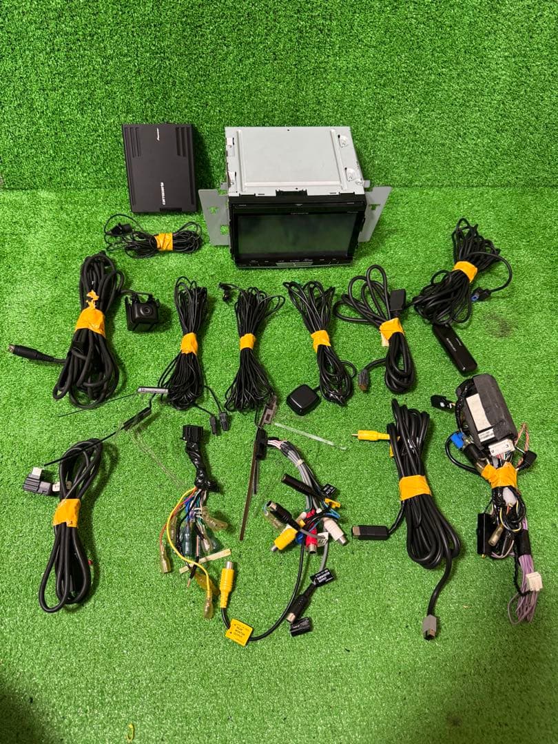 カーナビ Carrozzeria AVIC-ZH0009CS