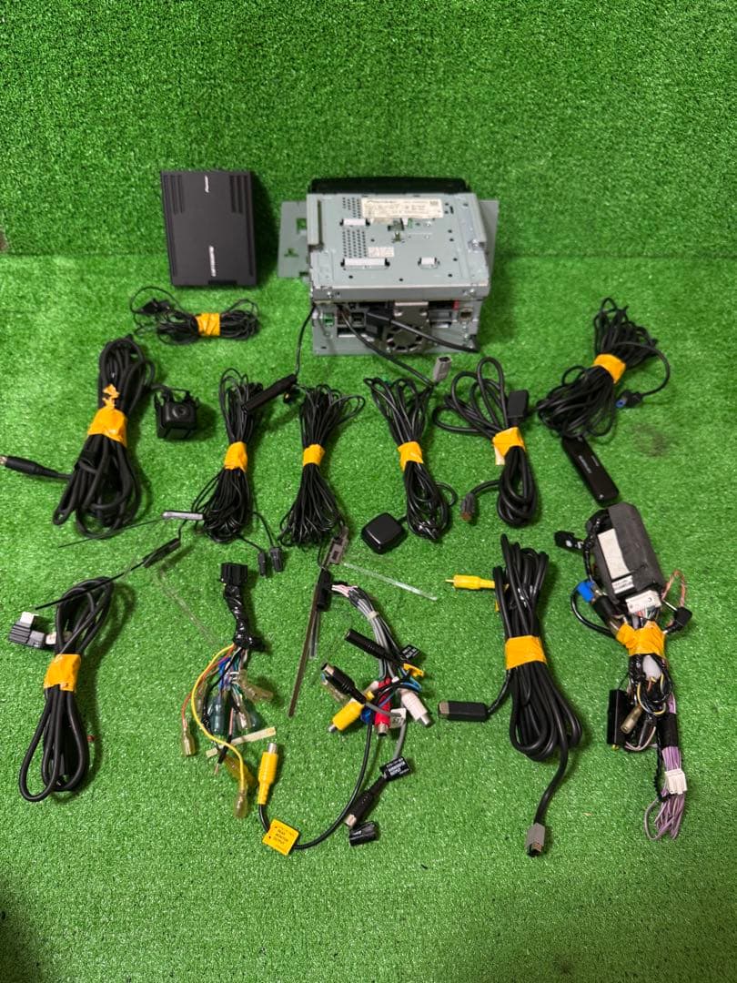 カーナビ Carrozzeria AVIC-ZH0009CS