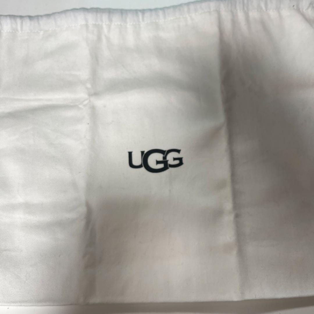 UGG 黒 ショルダーバッグ