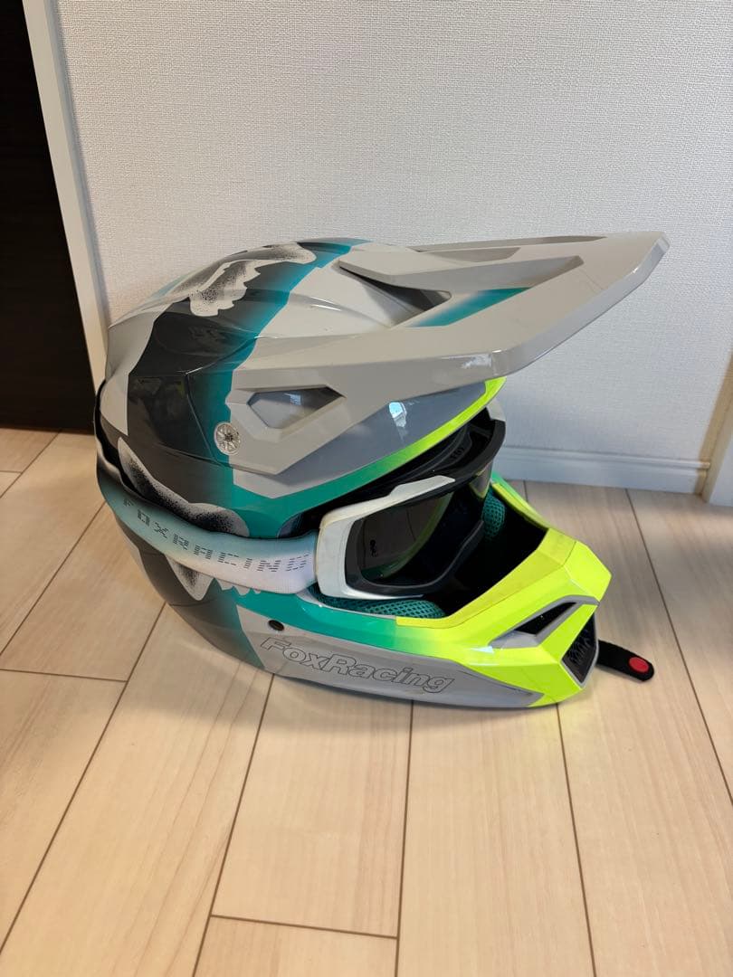 Fox Racing V1 フルフェイスヘルメット グレー/グリーン