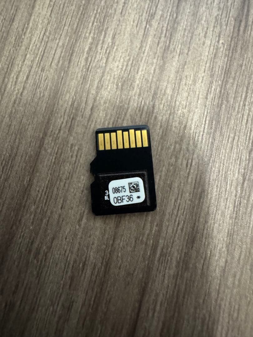 トヨタ純正ナビ　NSZT-W66T NSZT-Y66T 地図SD 2024年春