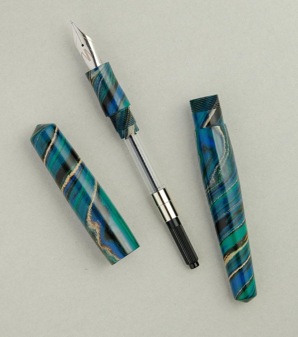 Newton Pens 万年筆 日興エボナイト