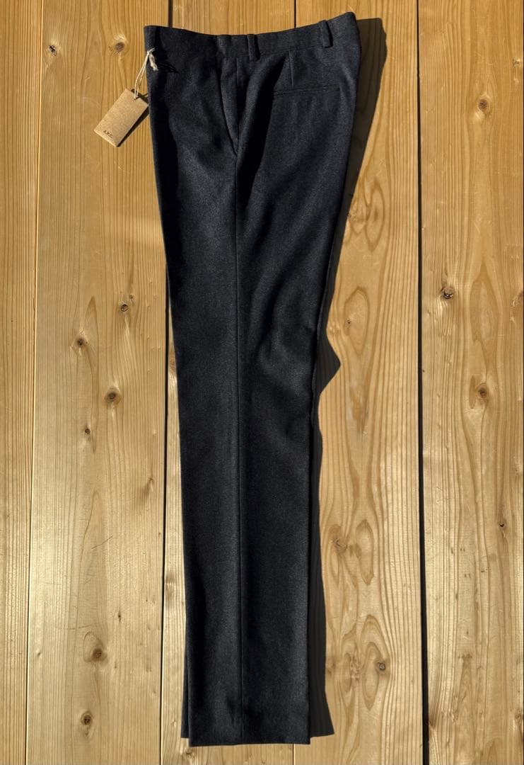 ◆ タグ付き新品 A.P.C. アーペーセー　MHLアワーレガシーハウエルAPC