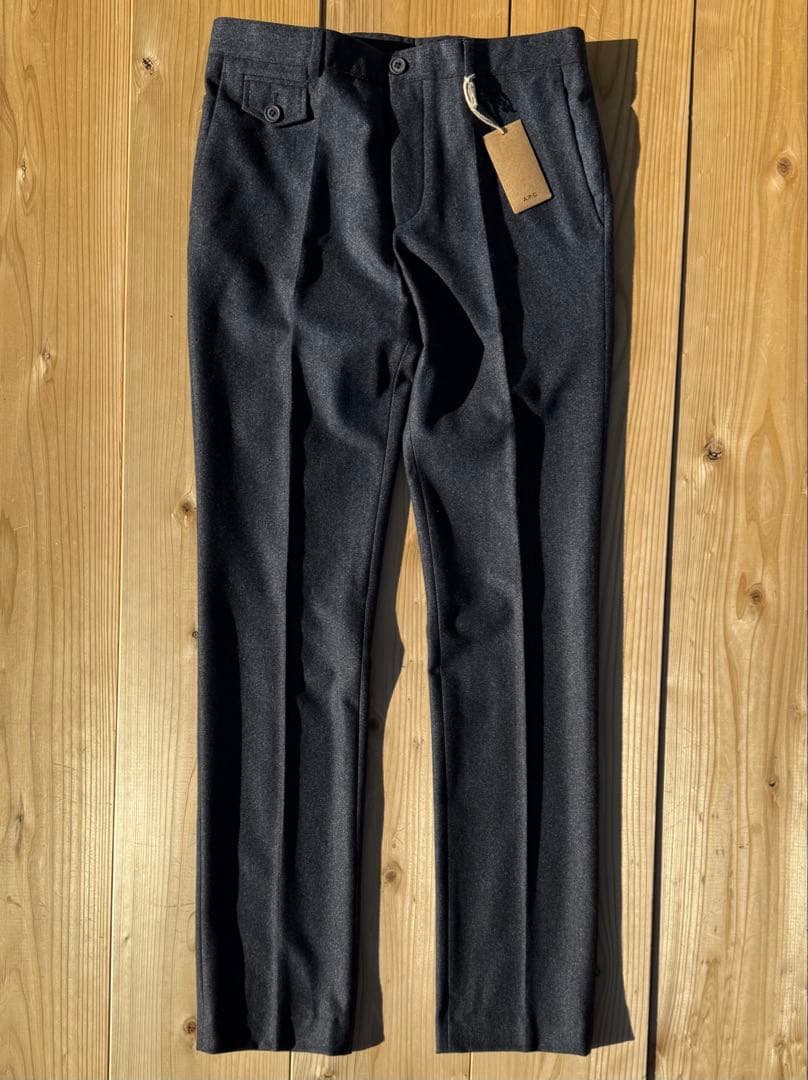 ◆ タグ付き新品 A.P.C. アーペーセー　MHLアワーレガシーハウエルAPC