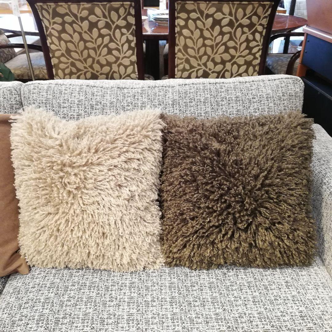 ◇美品　ドイツ製　Carma　クッション　ペア　シープ調　ブラウン