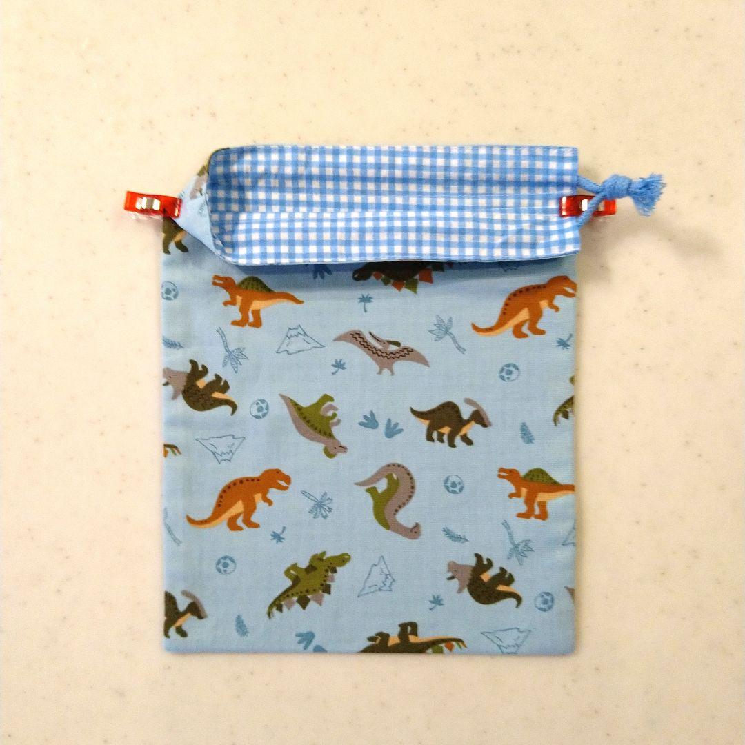 No.2225　お弁当袋(ボタン付き)、巾着袋(片ひも)、ランチマット　3点×4