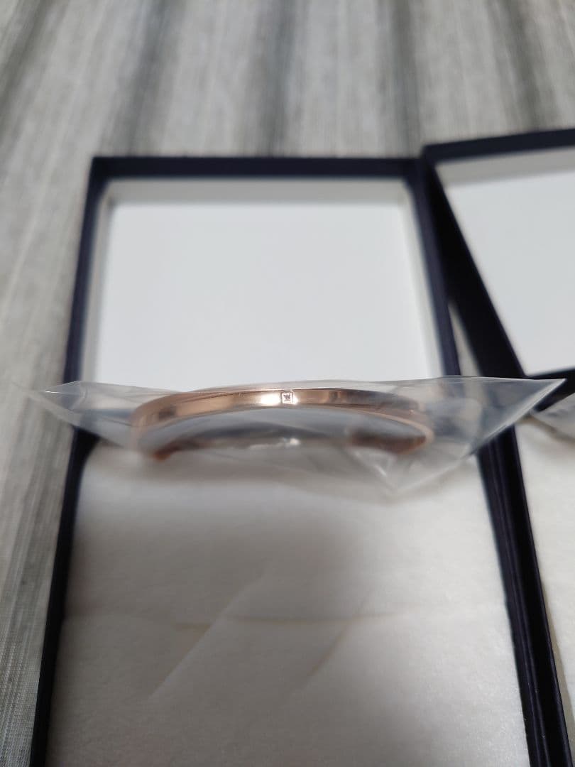 [ホワイトクローバー] ペアバングル サージカルステンレス ダイヤモンド クロス