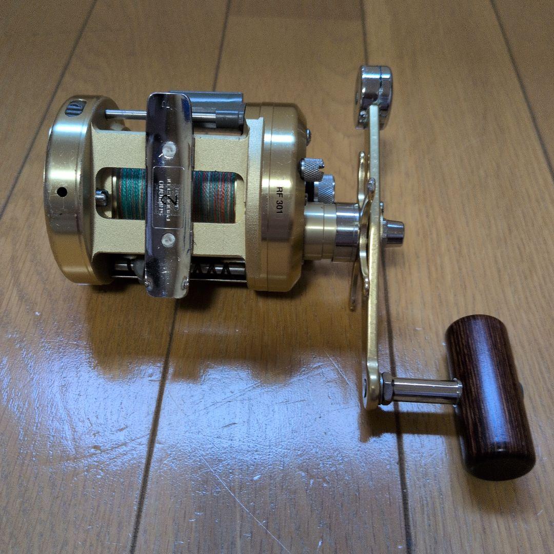 シマノ　カルカッタ小舟1000