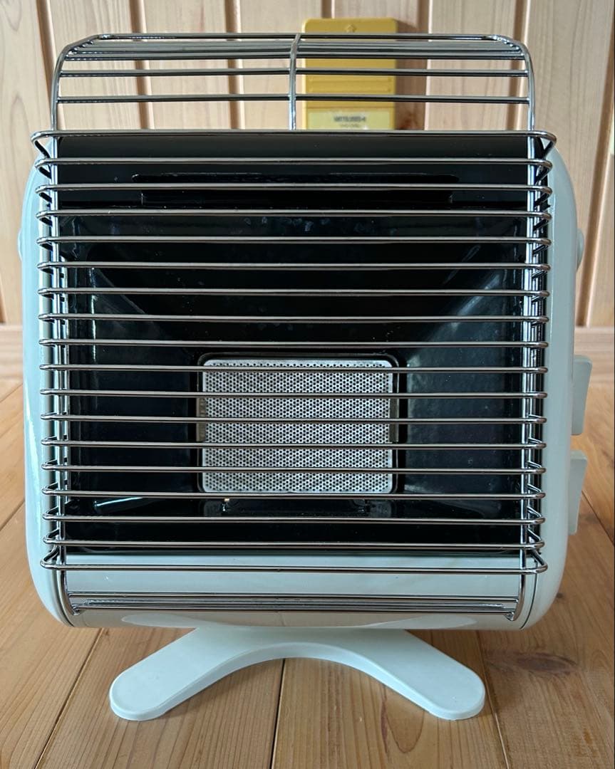 e*u様 美品！【イワタニ】 カセットガスストーブ”マイ暖” エコモード搭載 2