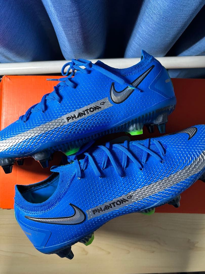 即購入・値下げ⭕️ Nike Phantom GT SGサッカースパイク