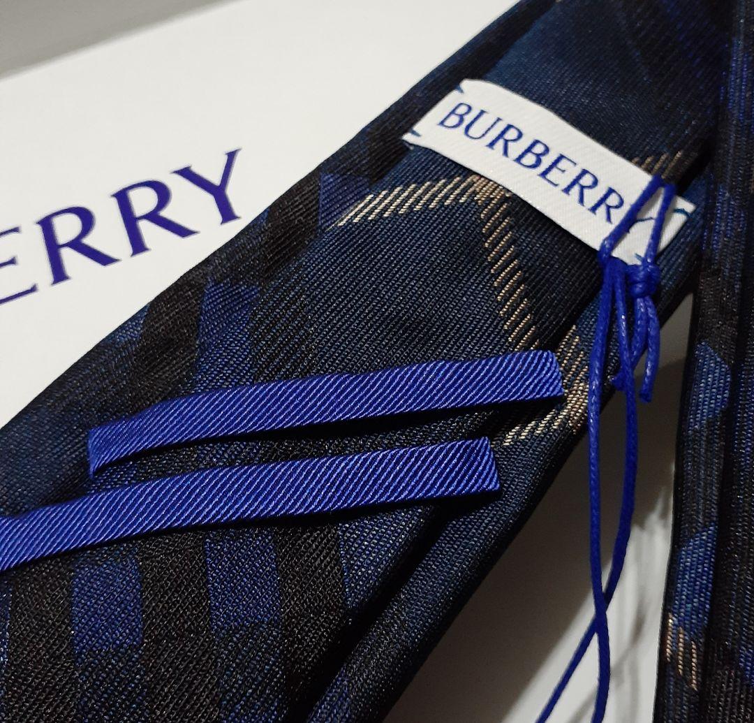未使用 BURBERRY バーバリー ネクタイ ナロータイ チェック柄