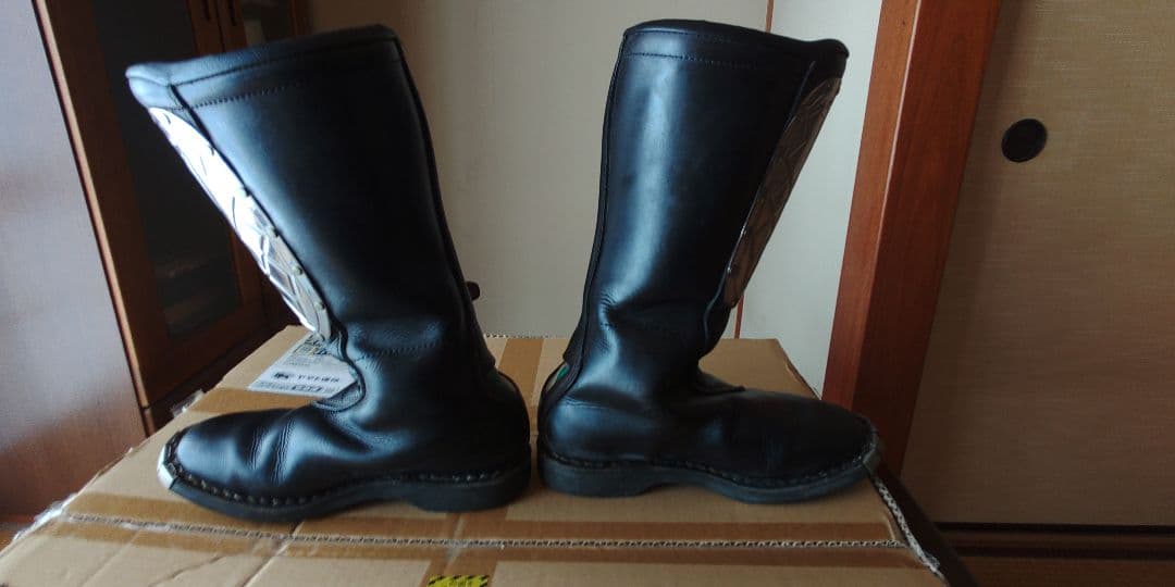 B*R様 アルパインスターズ　クラシックモトクロスブーツ　ビクトリー　マッドマッ