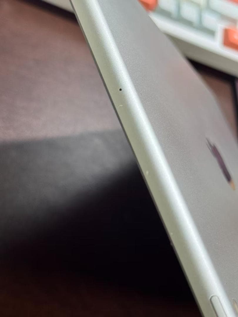 iPad (第8世代) Wi-Fi 128GB シルバー