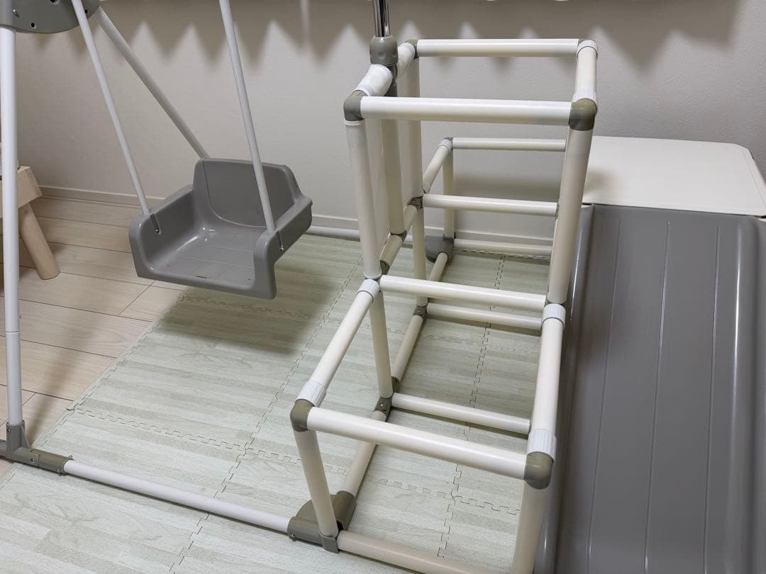 ジャングルジム　ブランコ付き　鉄棒