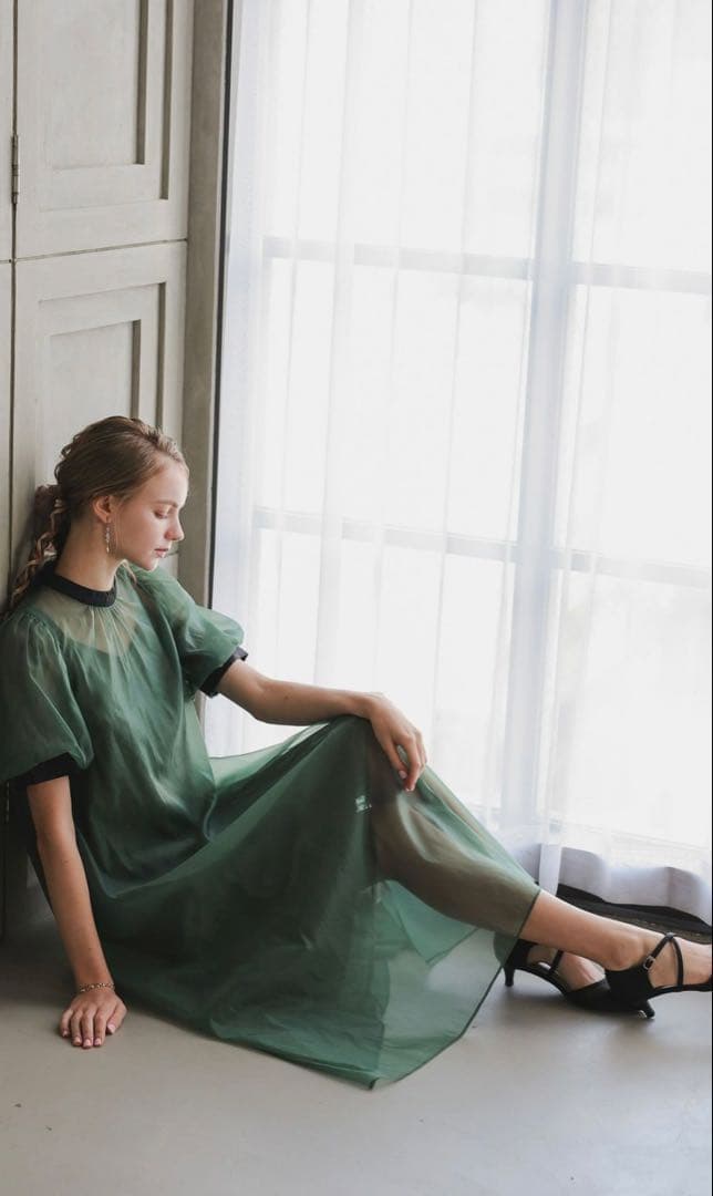 Shizu 　★新品タグ付き★iNFINE Aラインシアードレス 結婚式