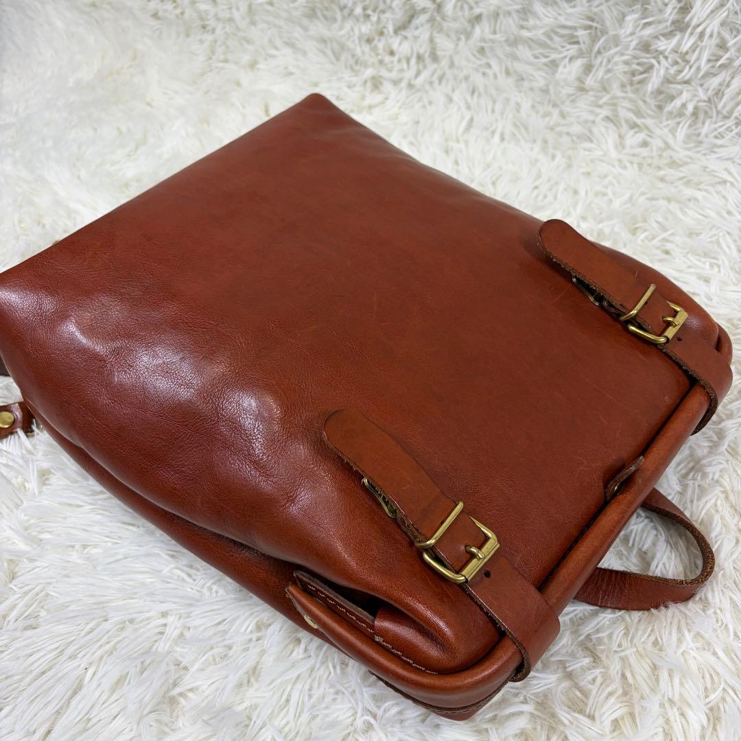 ヘルツ ラックスリュック ヌメ革 ゴールド金具 チャーム 自立 A4可ブラウン