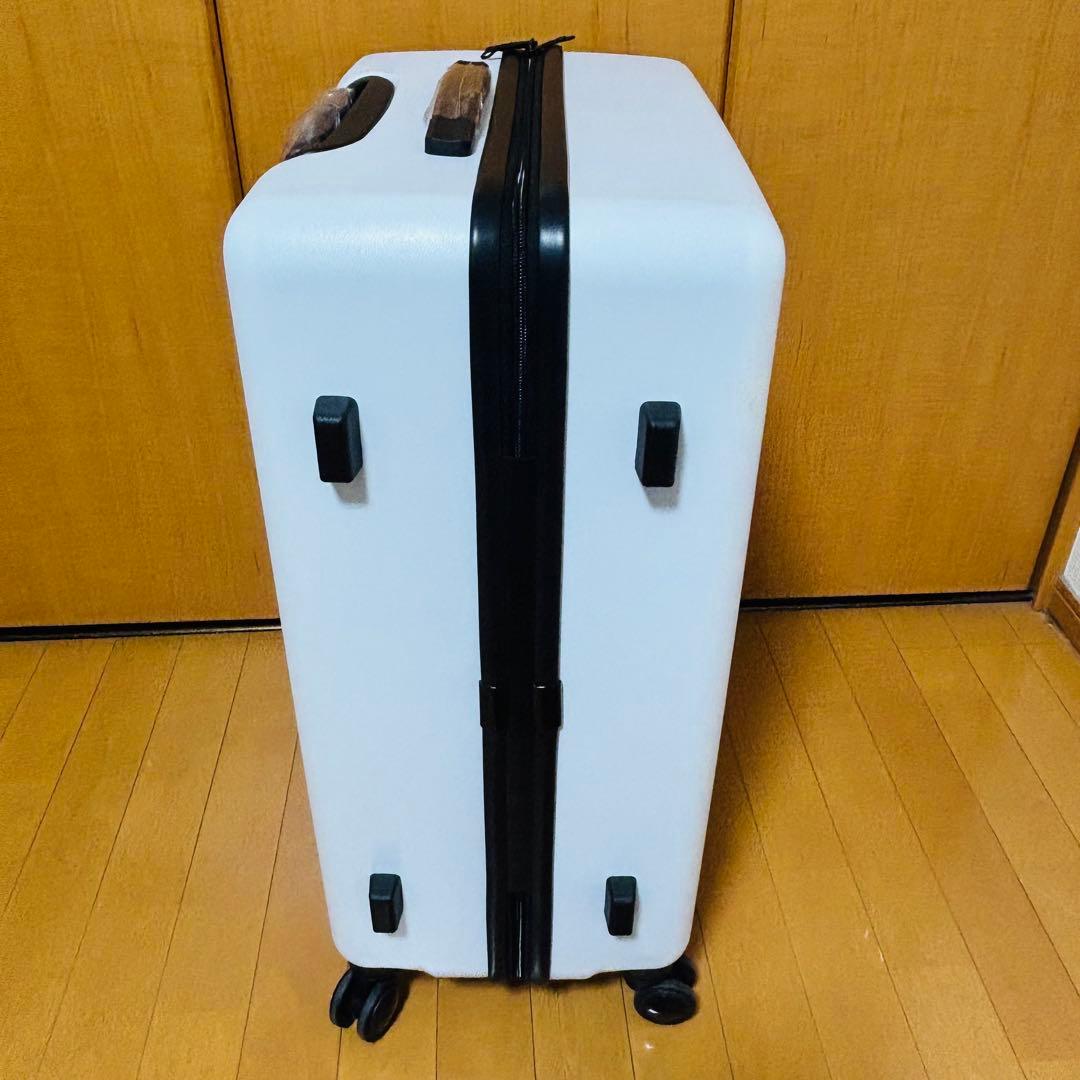 【未使用】ACE ホワイト　スーツケース　4輪　大型　74L コーナーストーンＺ