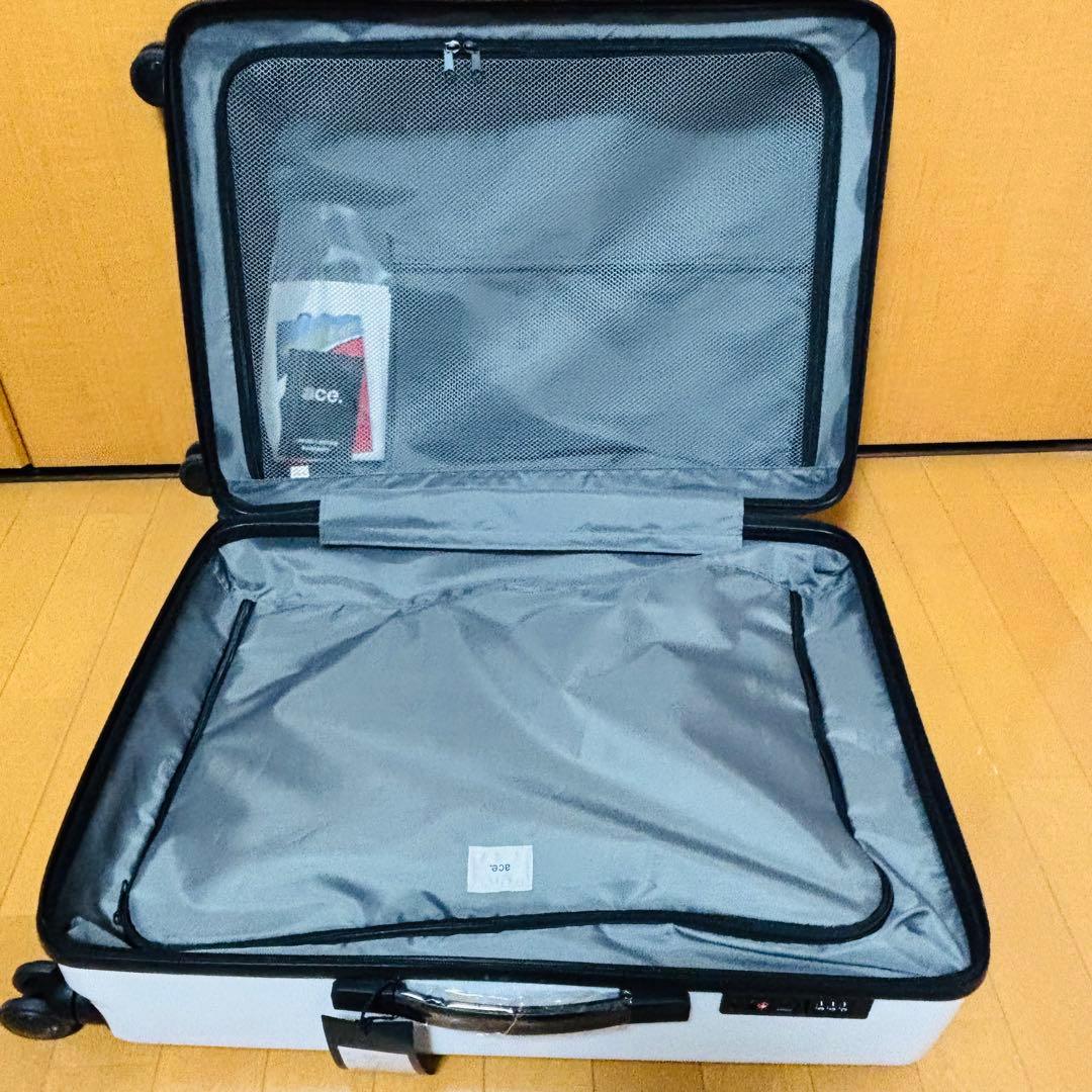 【未使用】ACE ホワイト　スーツケース　4輪　大型　74L コーナーストーンＺ