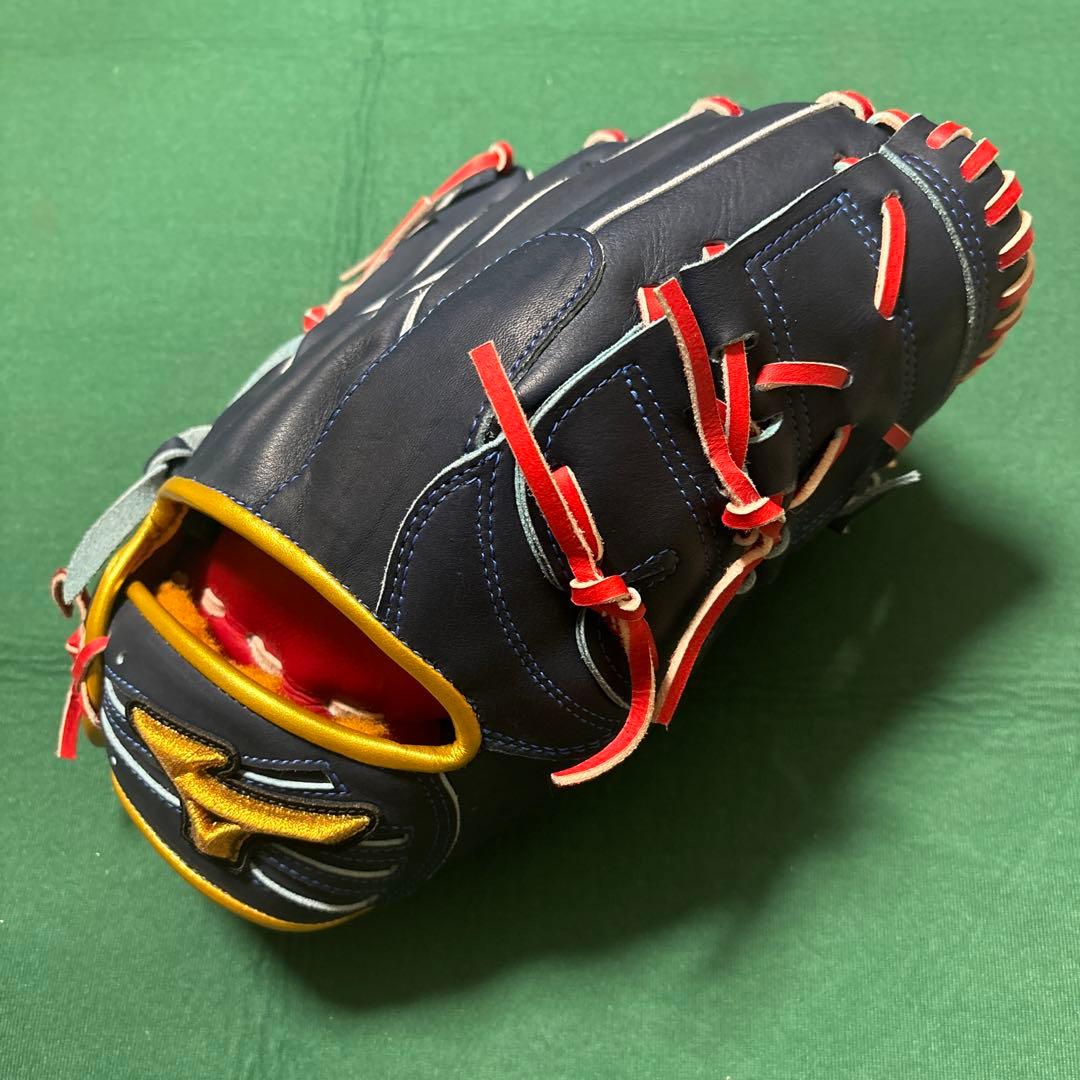 ミズノプロ　グローブ　伊藤大海モデル