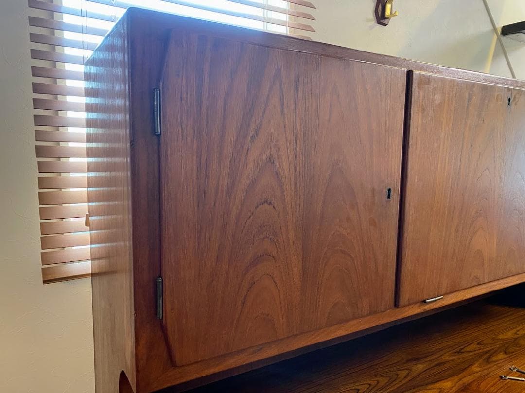 最終値下1960sデンマーク チーク カップボード サイドボード キャビネット