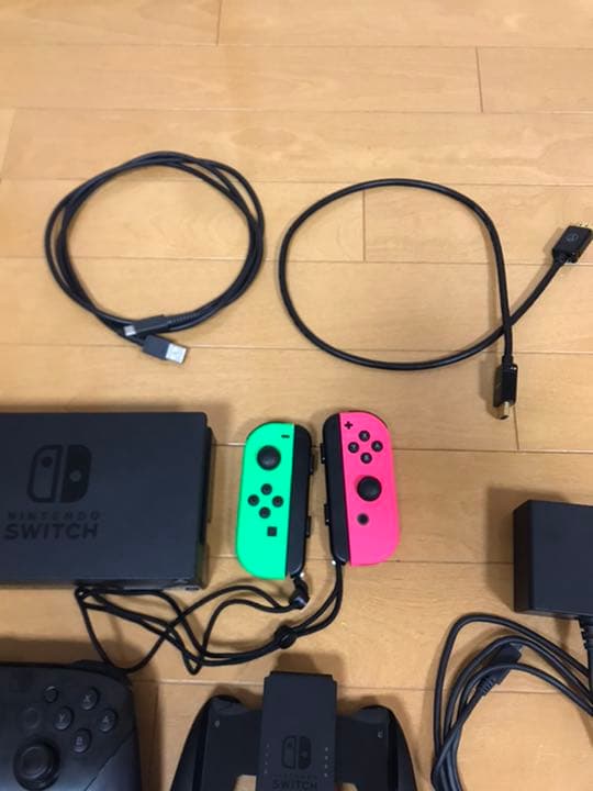 Switch本体、スプラトゥーン2ソフト、プロコン純正品