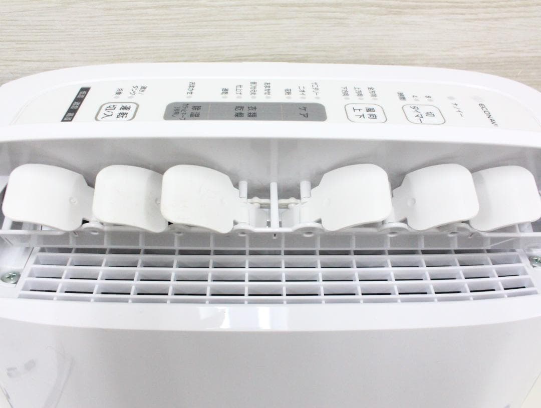 ▲パナソニック　衣類乾燥除湿機　F-YZTX60　2020年製 ②