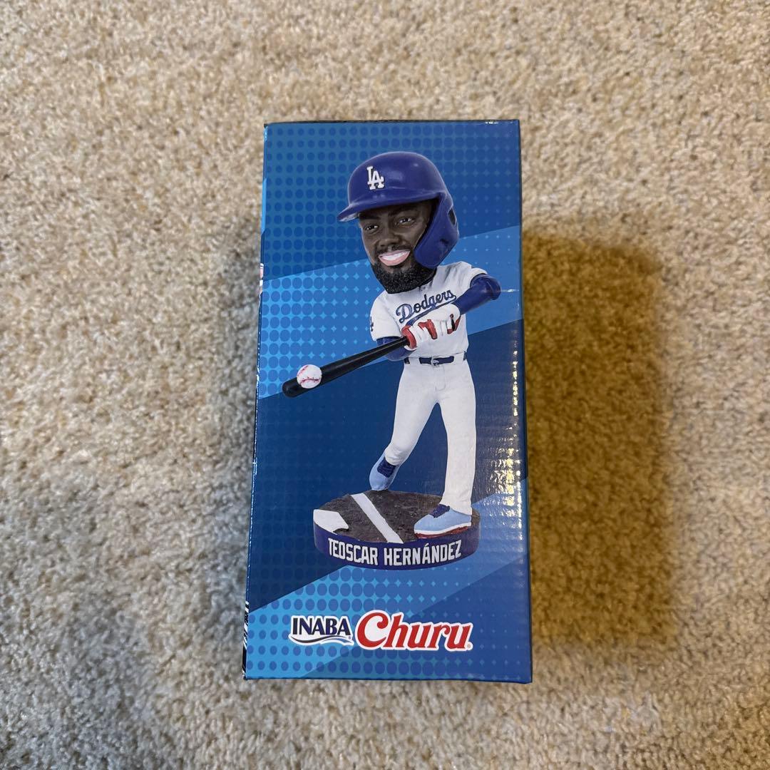 ロサンゼルス・ドジャース テオスカー・ヘルナンデス ボブルヘッド　フィギュア
